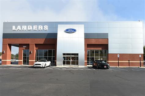 Landers ford collierville - Business Profile for Landers Ford Collierville. New Car Dealers. At-a-glance. Contact Information. 2082 W Poplar Ave. Collierville, TN 38017. Get Directions. Visit Website (901) 854-3673.